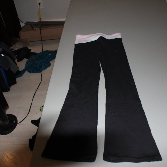 Black Ivivva Athletic Pants Size 7 - Picture 1 of 4